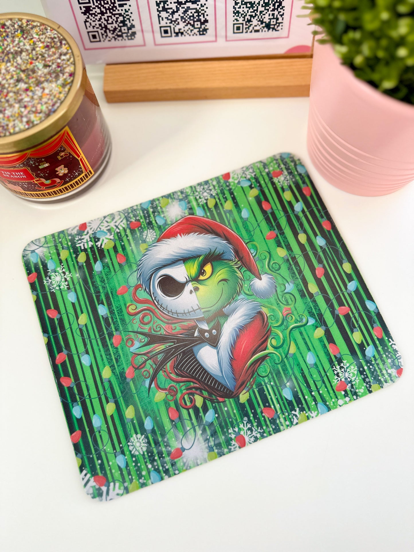 Grinch vs Jack Mouse Pad